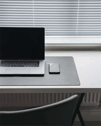 天涯热评：邓伦杨紫晒婚照，粉丝狂喜惨变谩骂大战 第1张